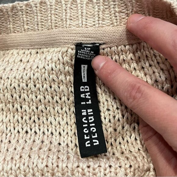 Design Lab Lord & Taylor Cold Shoulder Blush Pink Sweater Size Small - Picture 5 of 6